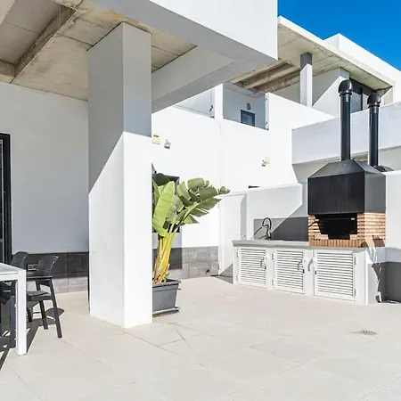 Holiday home Bonita Con Piscina- Cerca De Playa De La Barrosa Cadiz
